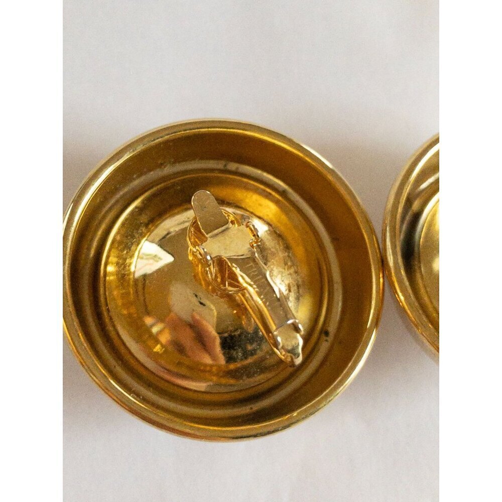 Vintage Trifari Gold & Cream Dome Clip-On Earrings - Picture 6 of 8